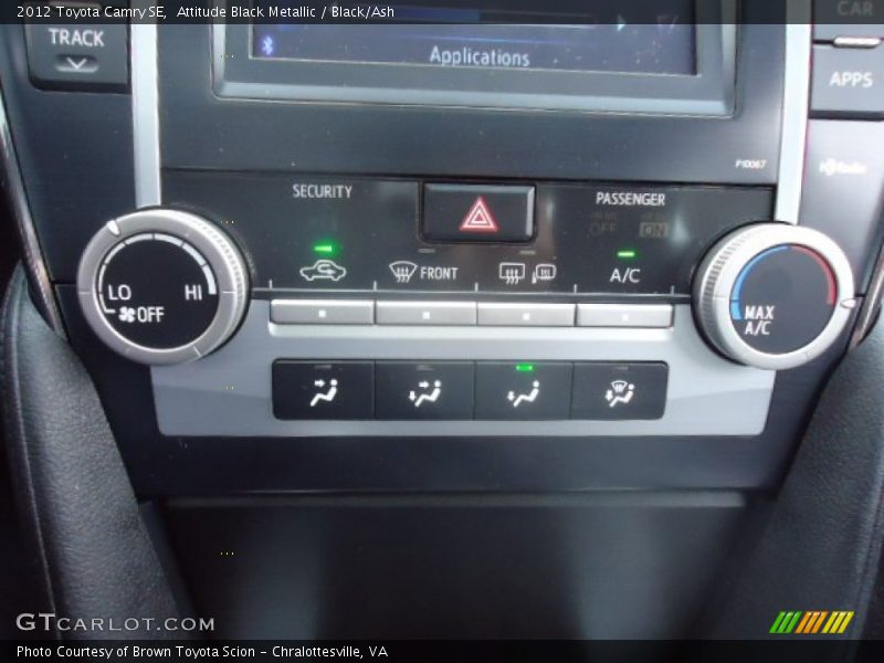 Attitude Black Metallic / Black/Ash 2012 Toyota Camry SE