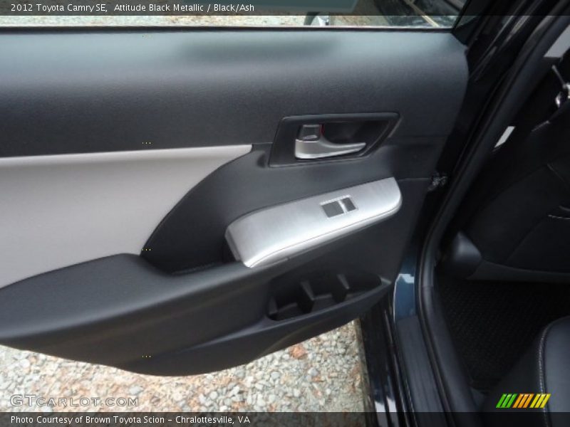 Attitude Black Metallic / Black/Ash 2012 Toyota Camry SE