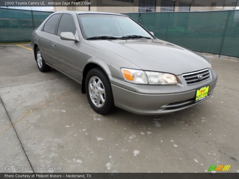 Antique Sage Pearl / Oak 2000 Toyota Camry LE