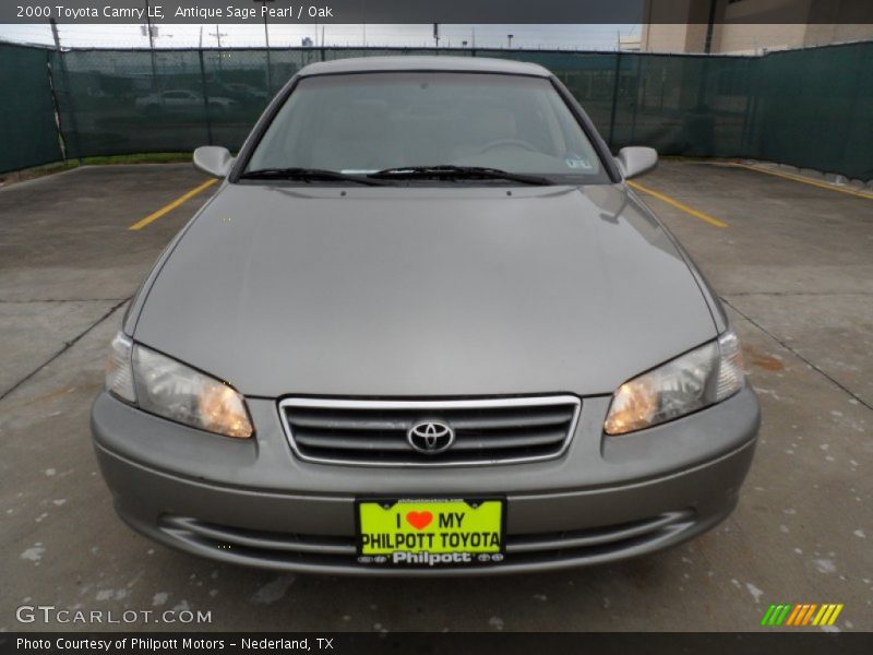 Antique Sage Pearl / Oak 2000 Toyota Camry LE