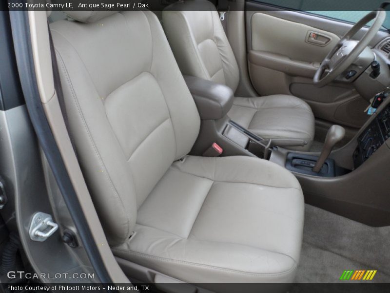 Antique Sage Pearl / Oak 2000 Toyota Camry LE
