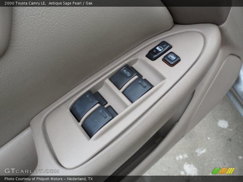 Antique Sage Pearl / Oak 2000 Toyota Camry LE