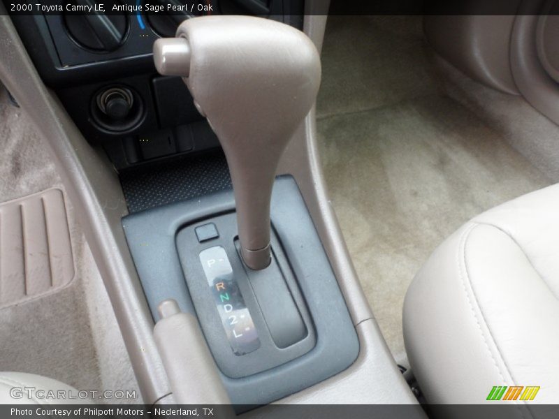 Antique Sage Pearl / Oak 2000 Toyota Camry LE