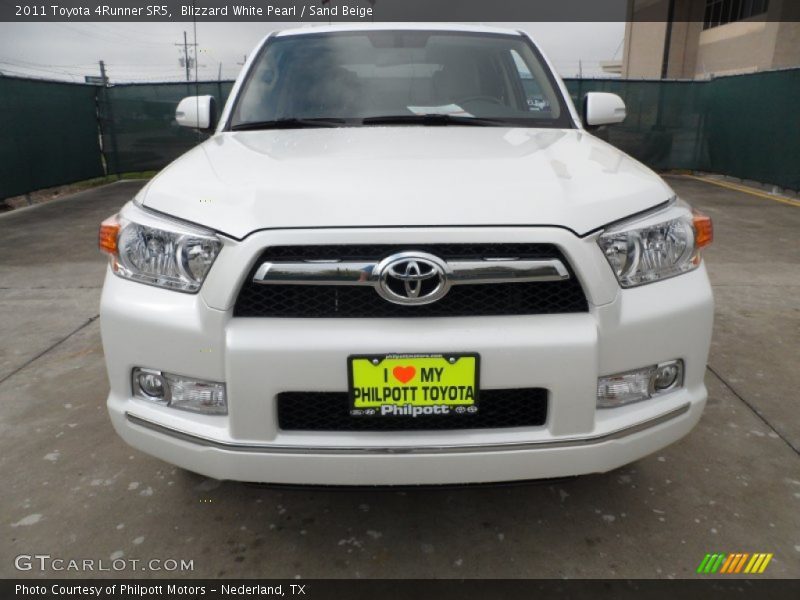 Blizzard White Pearl / Sand Beige 2011 Toyota 4Runner SR5
