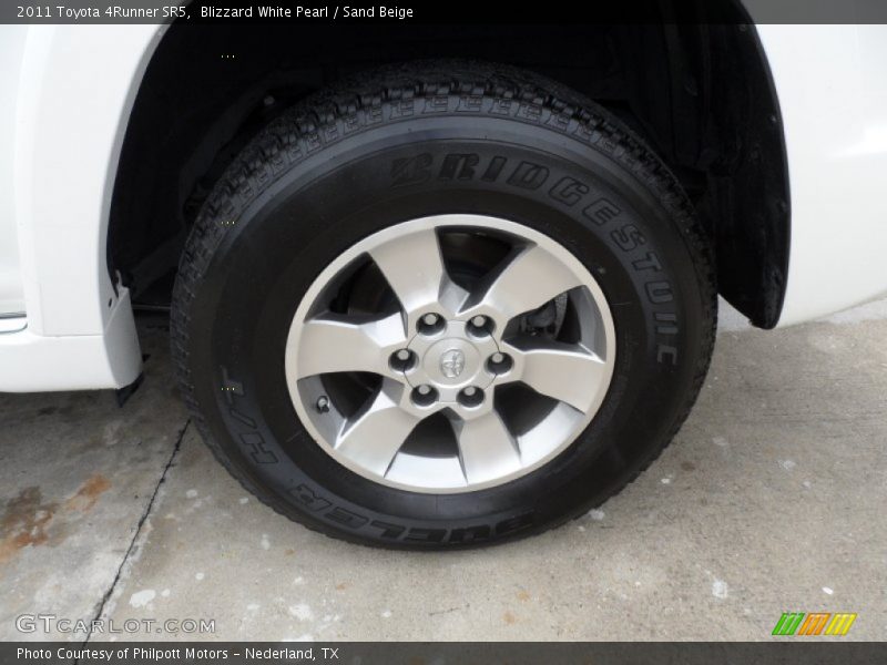 Blizzard White Pearl / Sand Beige 2011 Toyota 4Runner SR5