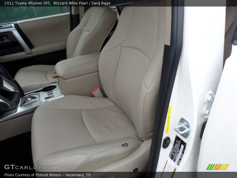 Blizzard White Pearl / Sand Beige 2011 Toyota 4Runner SR5