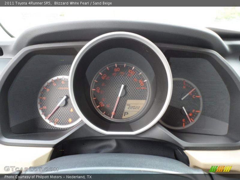Blizzard White Pearl / Sand Beige 2011 Toyota 4Runner SR5