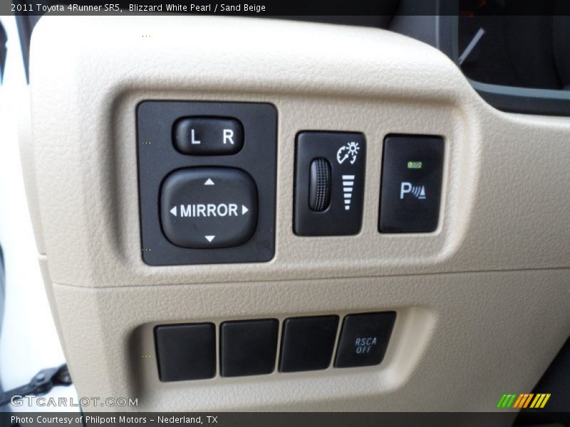 Blizzard White Pearl / Sand Beige 2011 Toyota 4Runner SR5