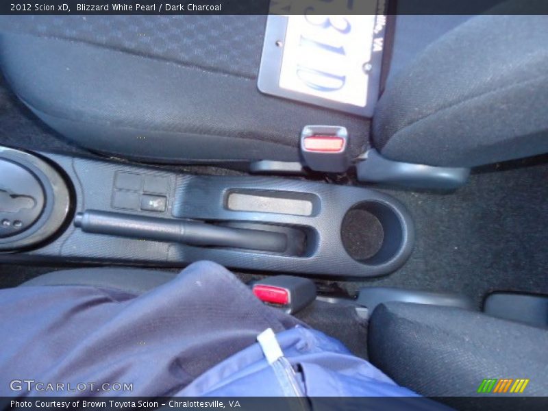 Blizzard White Pearl / Dark Charcoal 2012 Scion xD