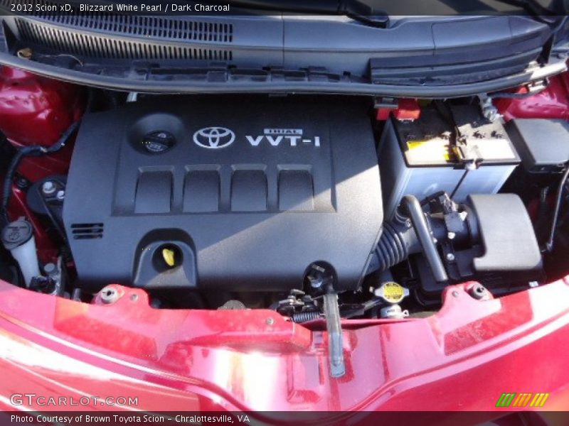 Blizzard White Pearl / Dark Charcoal 2012 Scion xD