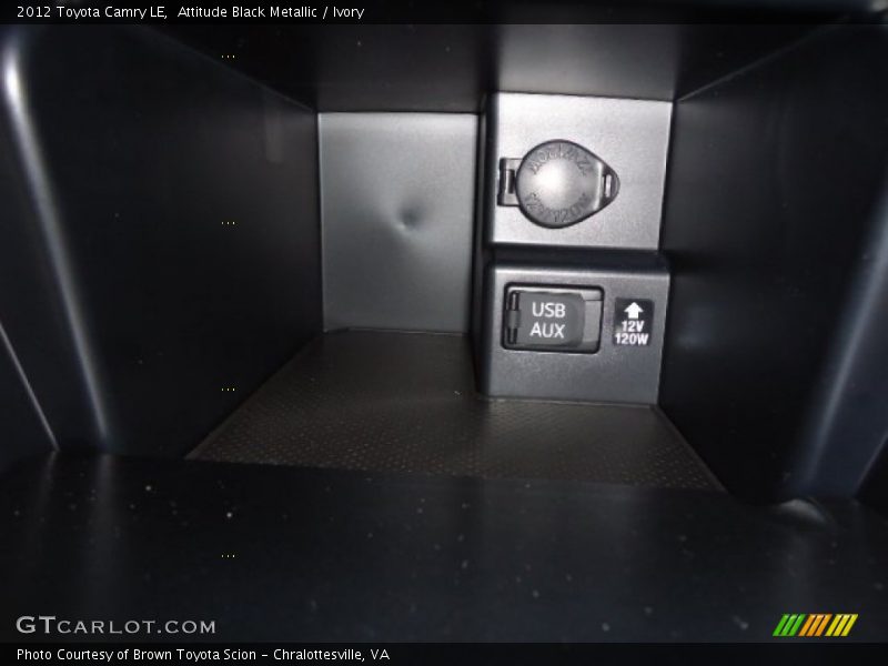 Attitude Black Metallic / Ivory 2012 Toyota Camry LE