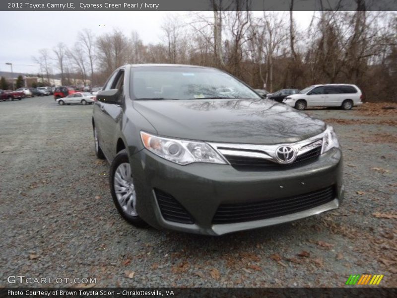 Cypress Green Pearl / Ivory 2012 Toyota Camry LE