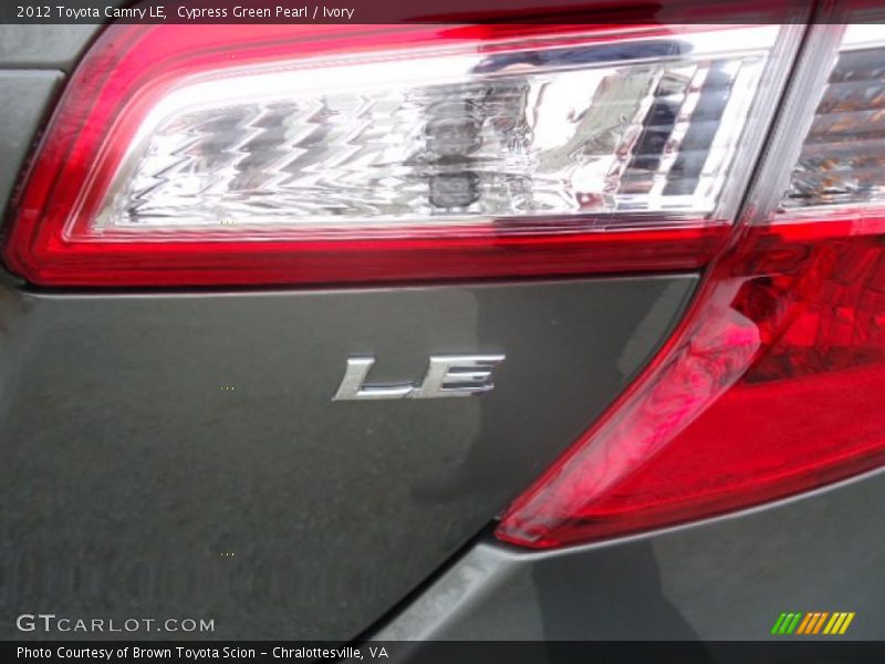 Cypress Green Pearl / Ivory 2012 Toyota Camry LE