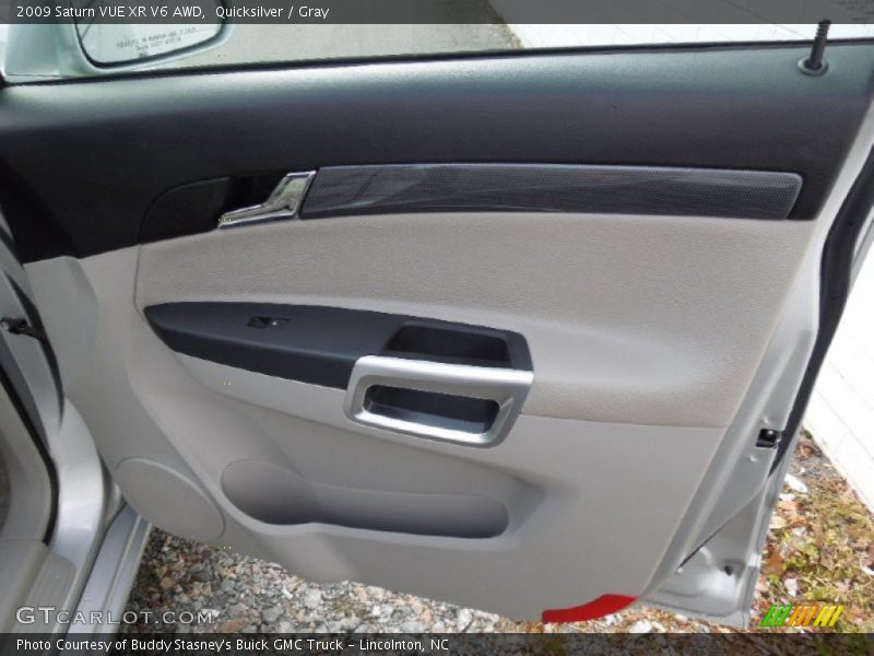 Quicksilver / Gray 2009 Saturn VUE XR V6 AWD