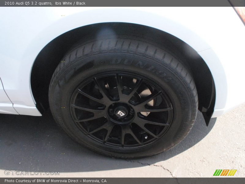 Ibis White / Black 2010 Audi Q5 3.2 quattro