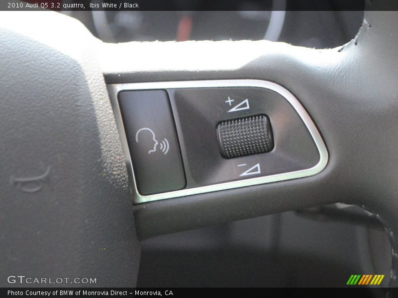 Ibis White / Black 2010 Audi Q5 3.2 quattro