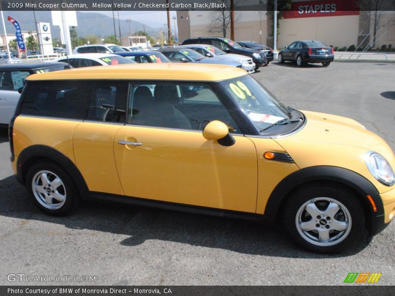 Mellow Yellow / Checkered Carbon Black/Black 2009 Mini Cooper Clubman