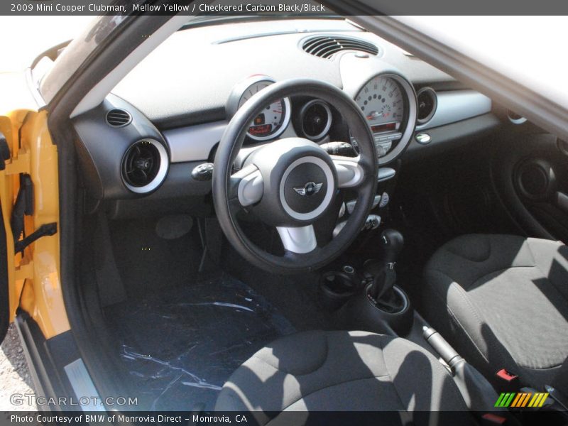 Mellow Yellow / Checkered Carbon Black/Black 2009 Mini Cooper Clubman