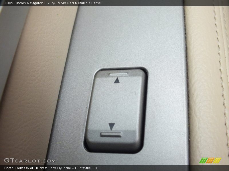 Vivid Red Metallic / Camel 2005 Lincoln Navigator Luxury