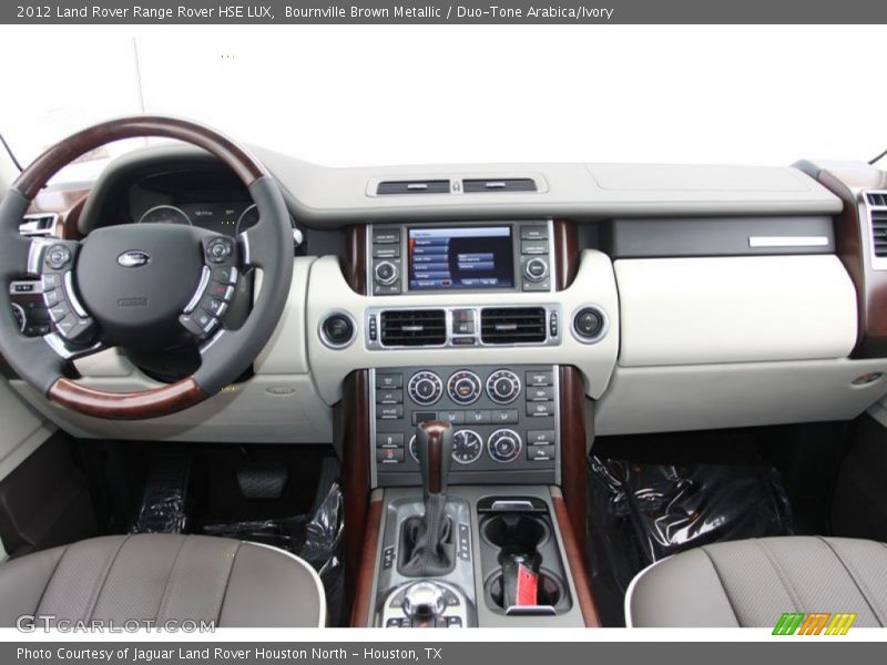 Dashboard of 2012 Range Rover HSE LUX
