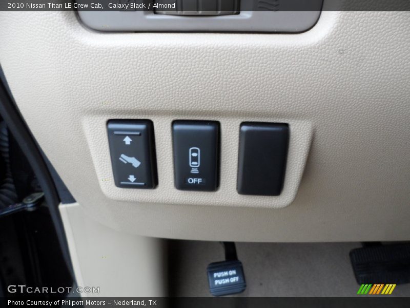 Galaxy Black / Almond 2010 Nissan Titan LE Crew Cab