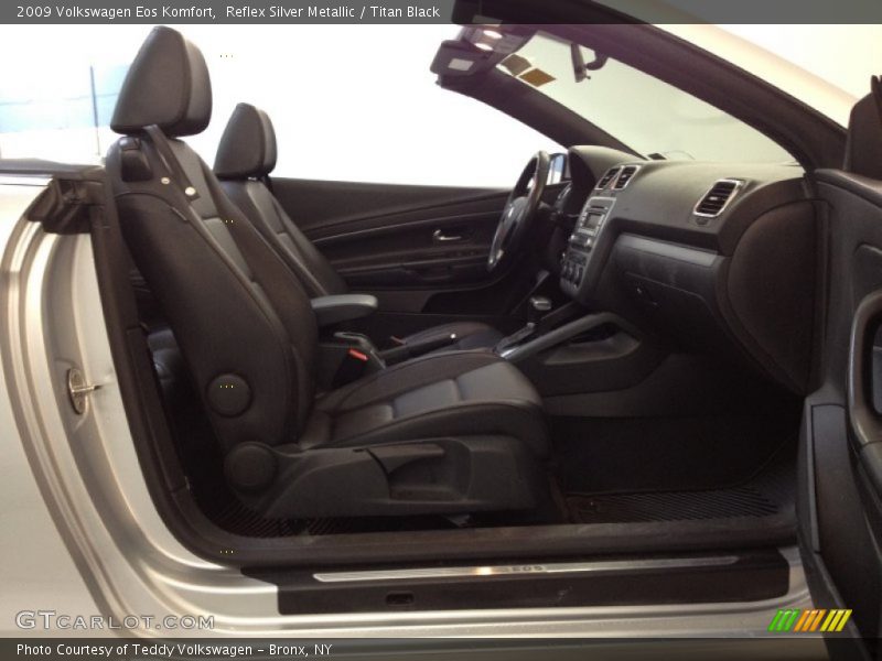 Reflex Silver Metallic / Titan Black 2009 Volkswagen Eos Komfort