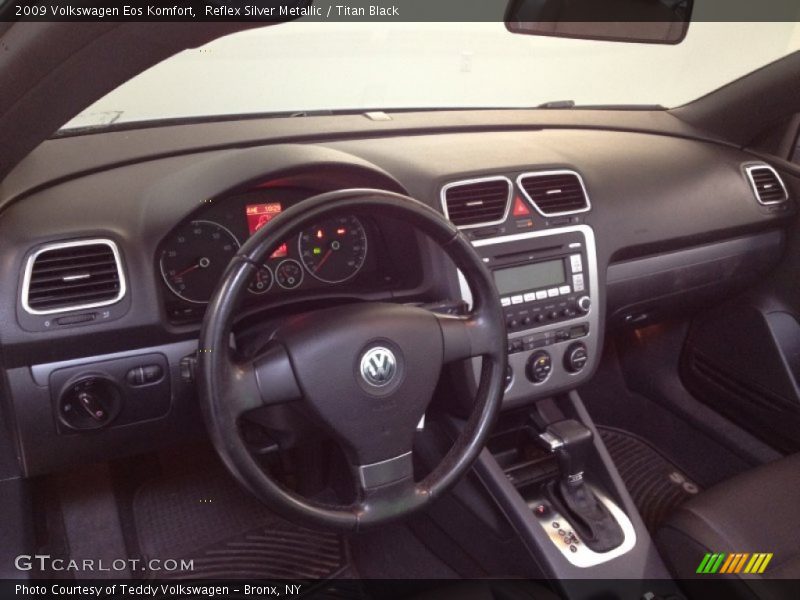 Reflex Silver Metallic / Titan Black 2009 Volkswagen Eos Komfort