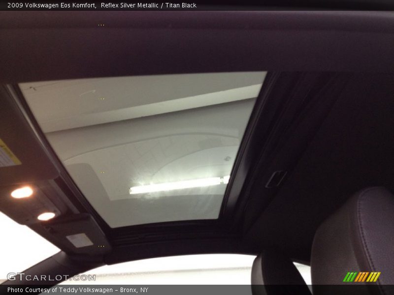 Reflex Silver Metallic / Titan Black 2009 Volkswagen Eos Komfort