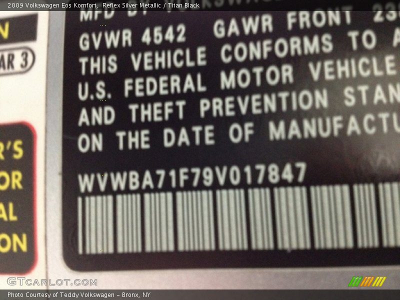 Reflex Silver Metallic / Titan Black 2009 Volkswagen Eos Komfort