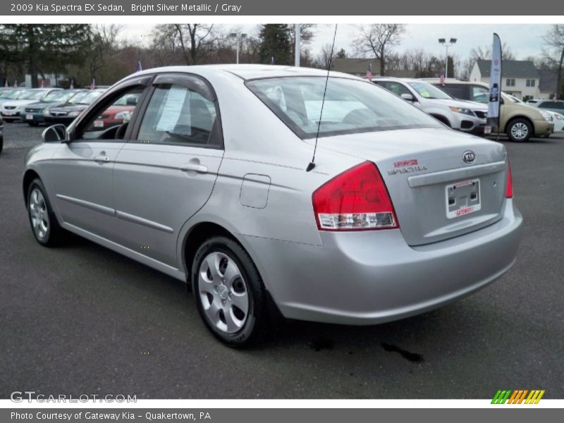 Bright Silver Metallic / Gray 2009 Kia Spectra EX Sedan