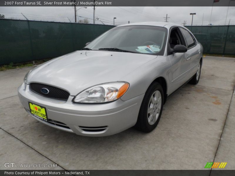 Silver Frost Metallic / Medium/Dark Flint 2007 Ford Taurus SE