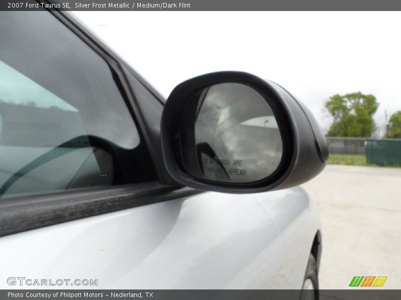 Silver Frost Metallic / Medium/Dark Flint 2007 Ford Taurus SE