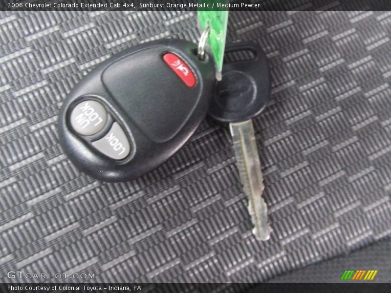 Sunburst Orange Metallic / Medium Pewter 2006 Chevrolet Colorado Extended Cab 4x4