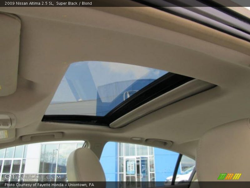 Super Black / Blond 2009 Nissan Altima 2.5 SL
