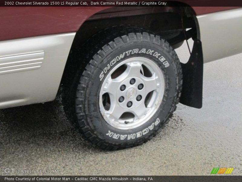 Dark Carmine Red Metallic / Graphite Gray 2002 Chevrolet Silverado 1500 LS Regular Cab