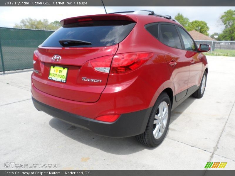 Garnet Red / Taupe 2012 Hyundai Tucson GLS