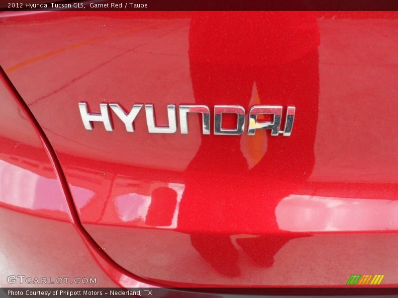 Garnet Red / Taupe 2012 Hyundai Tucson GLS