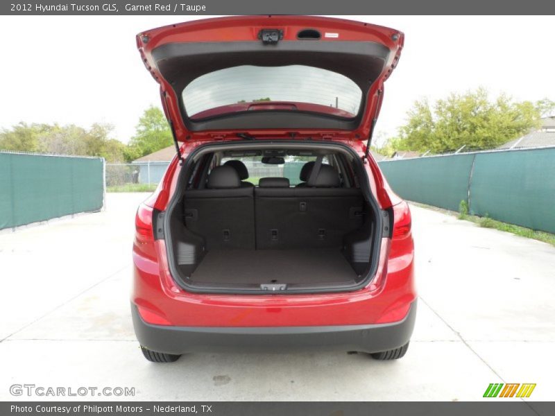 Garnet Red / Taupe 2012 Hyundai Tucson GLS