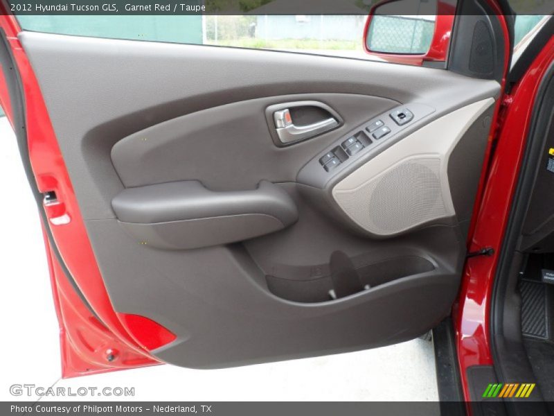 Garnet Red / Taupe 2012 Hyundai Tucson GLS