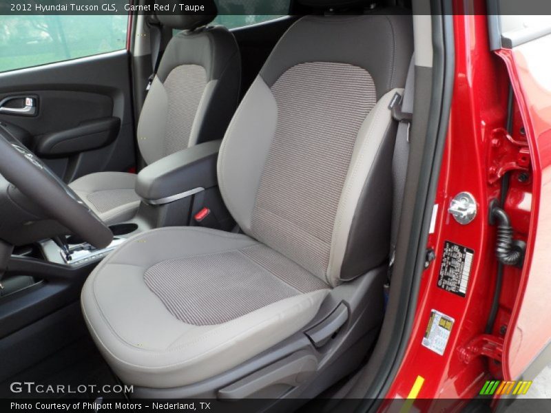 Garnet Red / Taupe 2012 Hyundai Tucson GLS