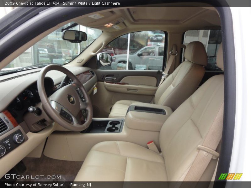 Summit White / Light Cashmere 2009 Chevrolet Tahoe LT 4x4