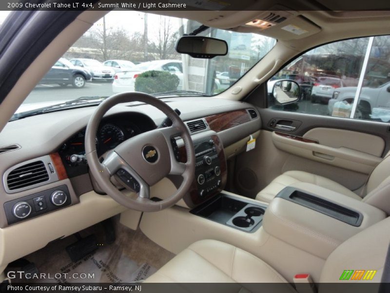 Summit White / Light Cashmere 2009 Chevrolet Tahoe LT 4x4