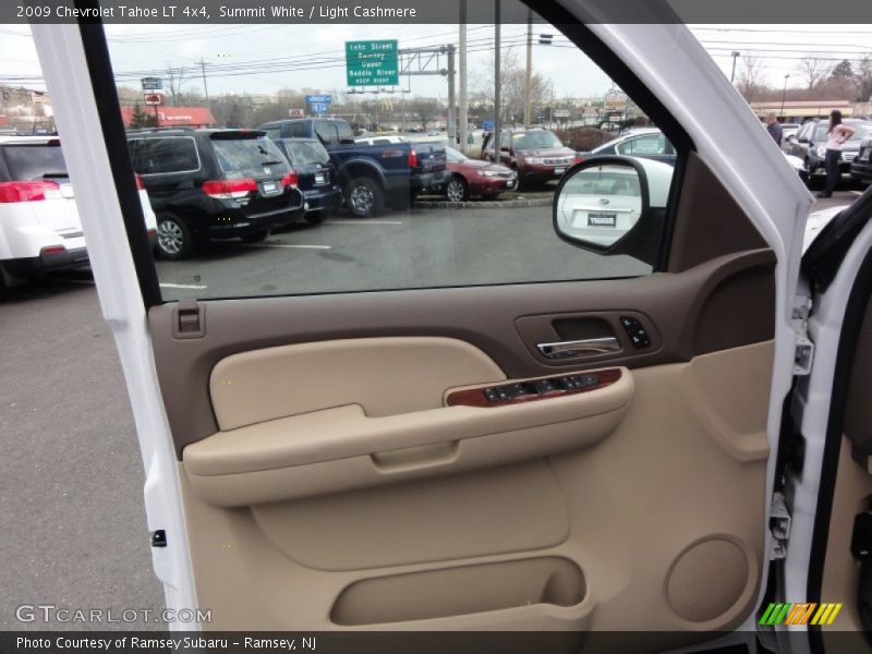 Summit White / Light Cashmere 2009 Chevrolet Tahoe LT 4x4