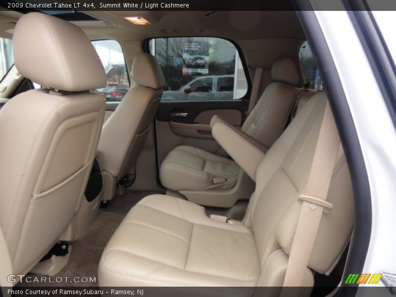 Summit White / Light Cashmere 2009 Chevrolet Tahoe LT 4x4