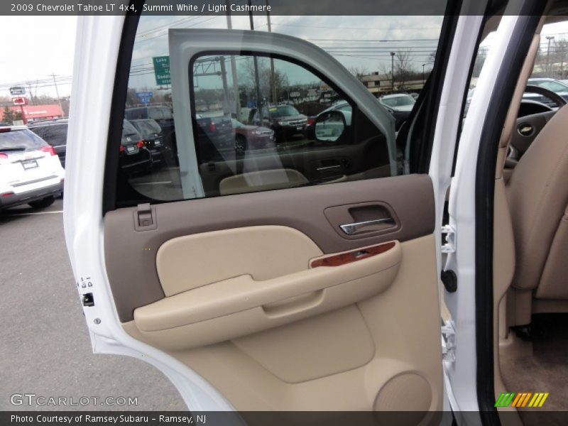 Summit White / Light Cashmere 2009 Chevrolet Tahoe LT 4x4