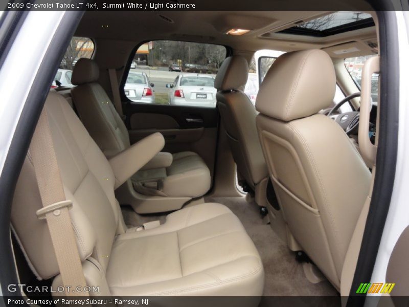 Summit White / Light Cashmere 2009 Chevrolet Tahoe LT 4x4