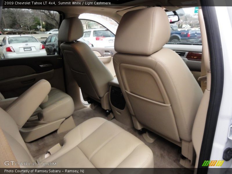 Summit White / Light Cashmere 2009 Chevrolet Tahoe LT 4x4