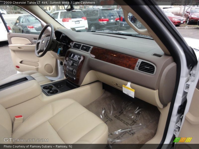 Summit White / Light Cashmere 2009 Chevrolet Tahoe LT 4x4