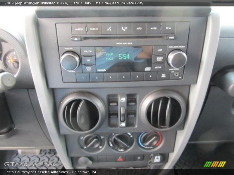 Controls of 2009 Wrangler Unlimited X 4x4