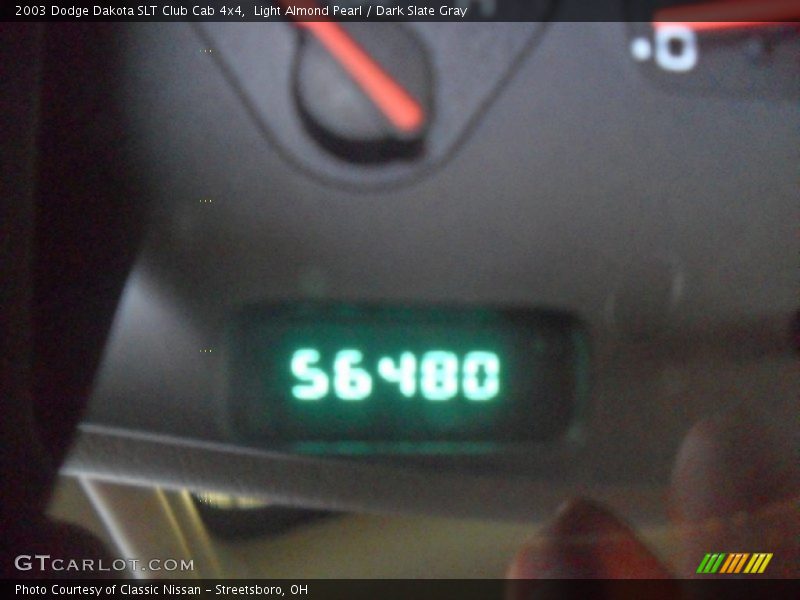 Light Almond Pearl / Dark Slate Gray 2003 Dodge Dakota SLT Club Cab 4x4